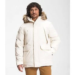 The North Face McMurdo Parka -The North Face Online product NF0A5GJF P4K hero